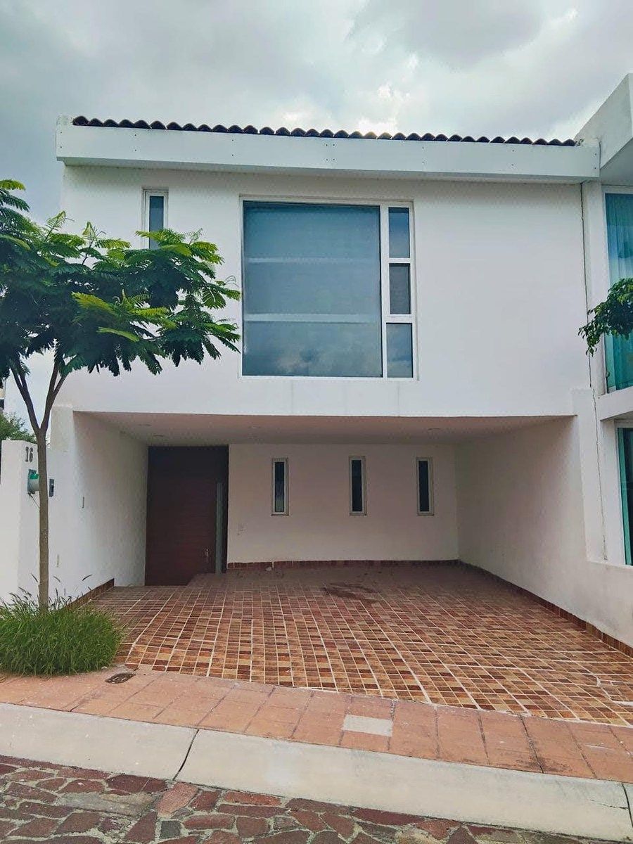 Casa Nueva en Venta en Pedregal de Shonstantt