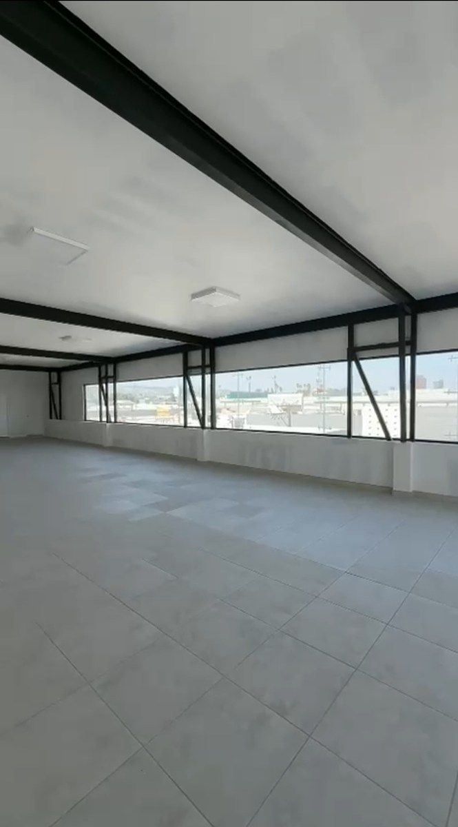 Loja em shopping em Reynoso, Tijuana, foto 3 de 5