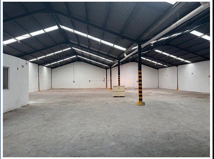 Commercial Storage Unit in Central de Carga, San Nicolás de los Garza, photo 3 of 10