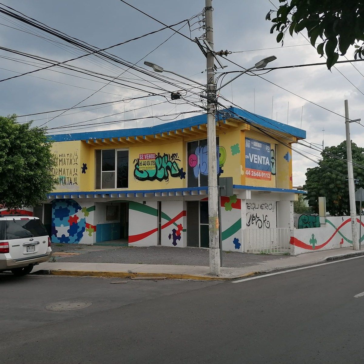 CASA CON USO DE SUELO MIXTO EN VENTA EN EL FRACC. LOMAS DE QUERETARO,, foto 1 de 15