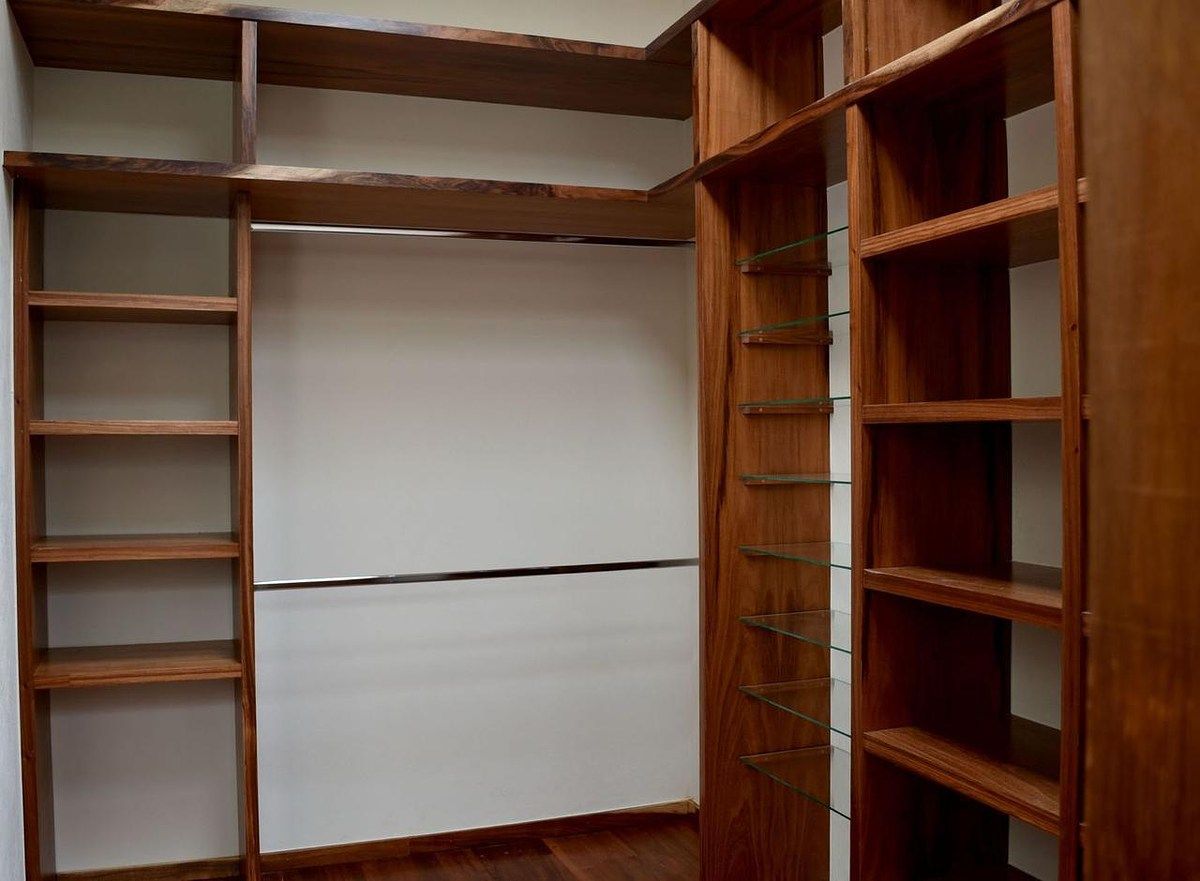 Closet recamara secundaria, foto 25 de 28