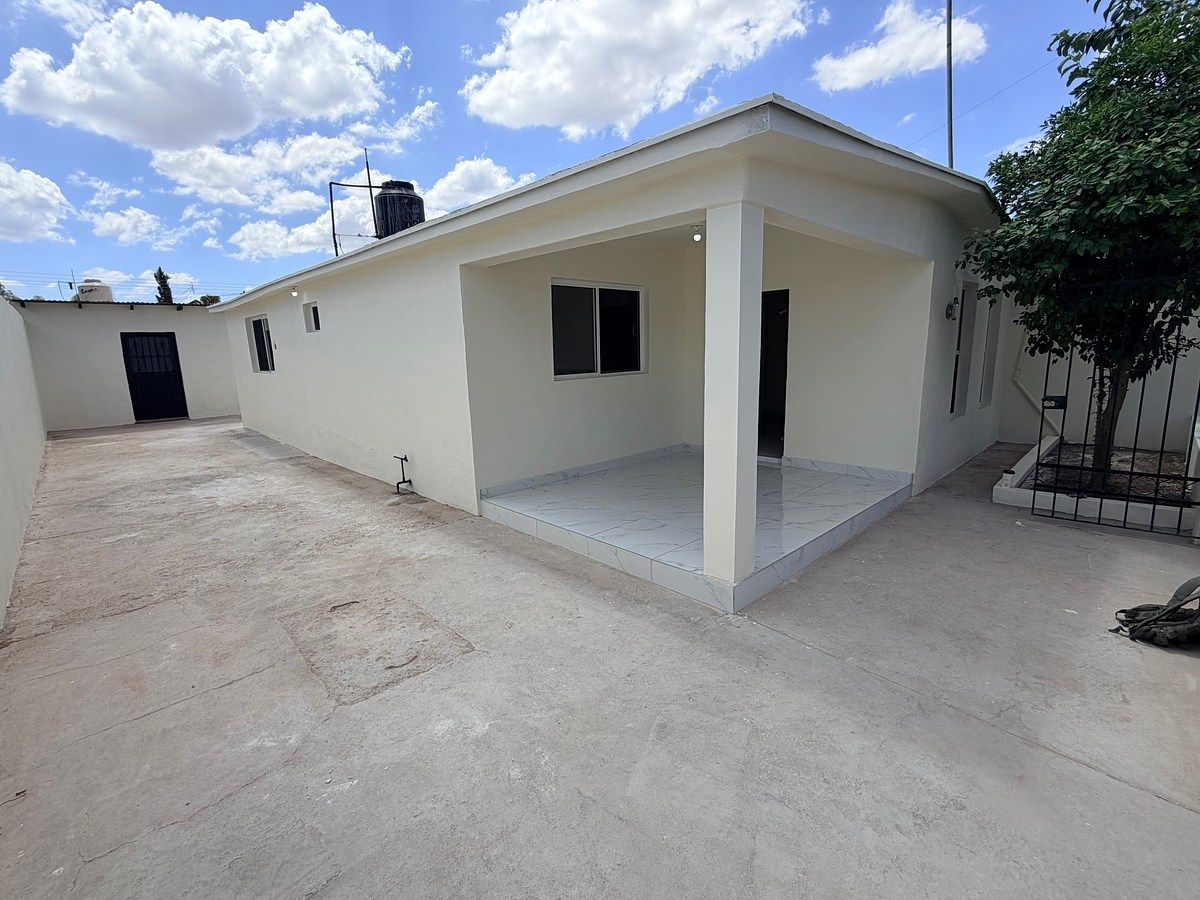 Casa na Col. Villa Juarez, foto 1 de 10