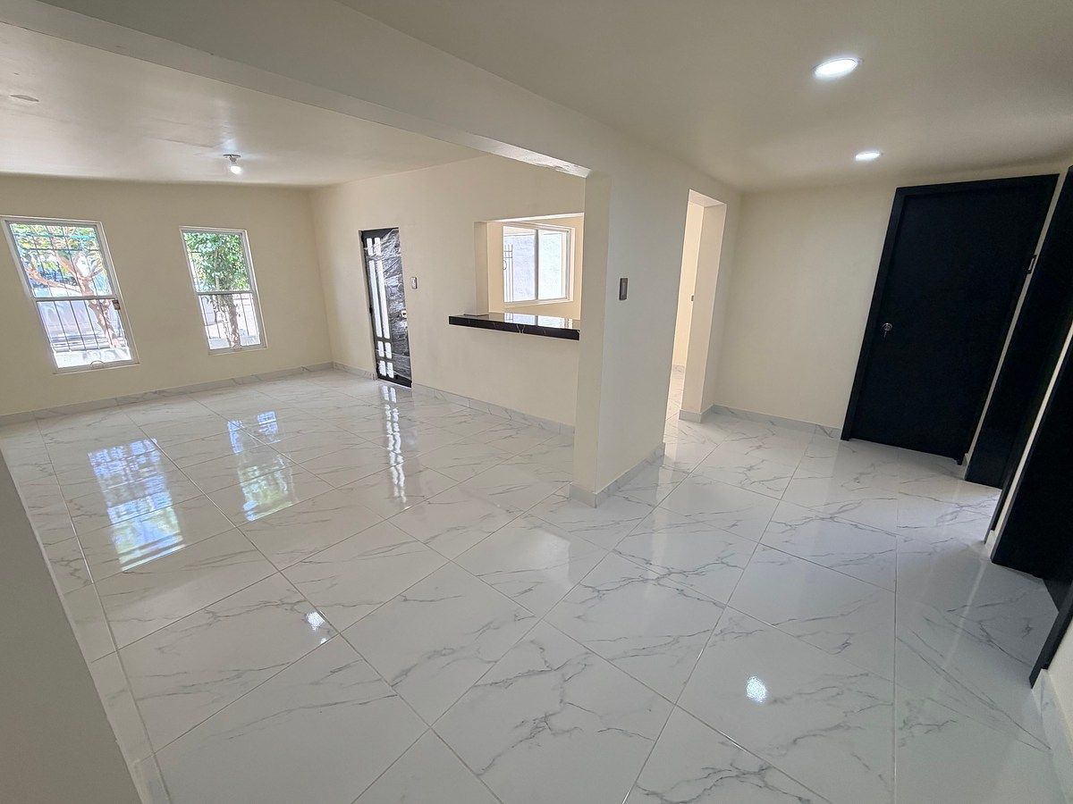 Casa em Rigoberto Quiroz, Chihuahua, foto 3 de 10