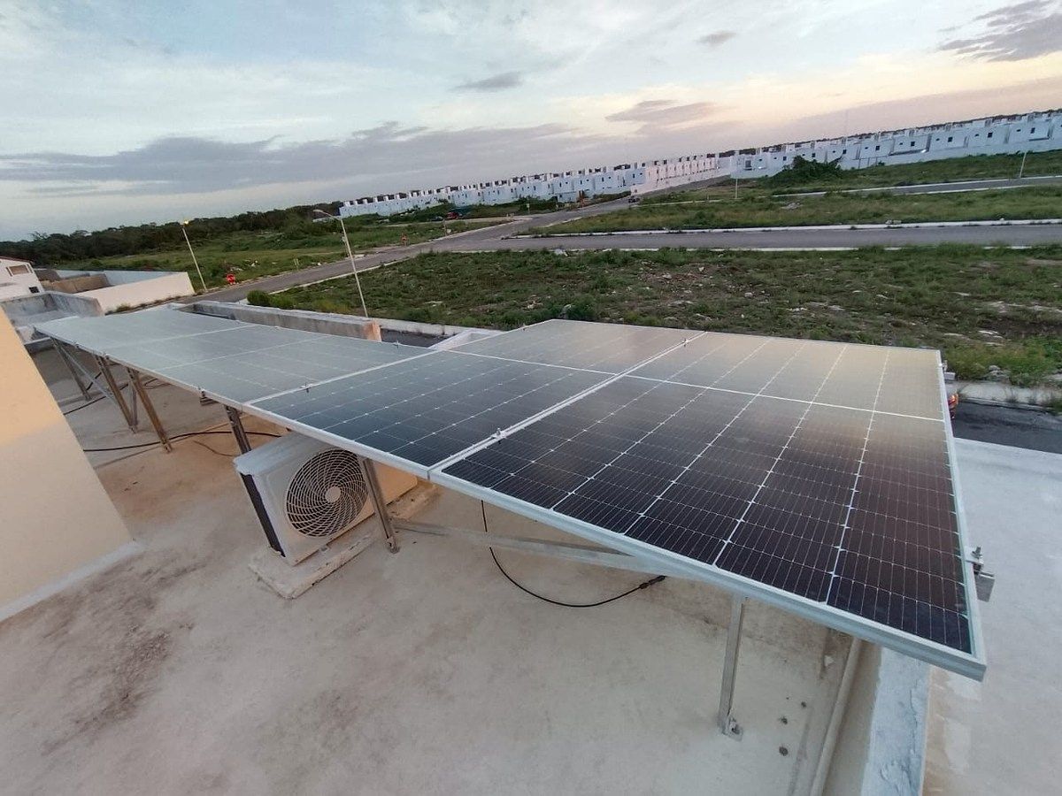 House with solar panels in Gran San Pedro Cholul - foto 2