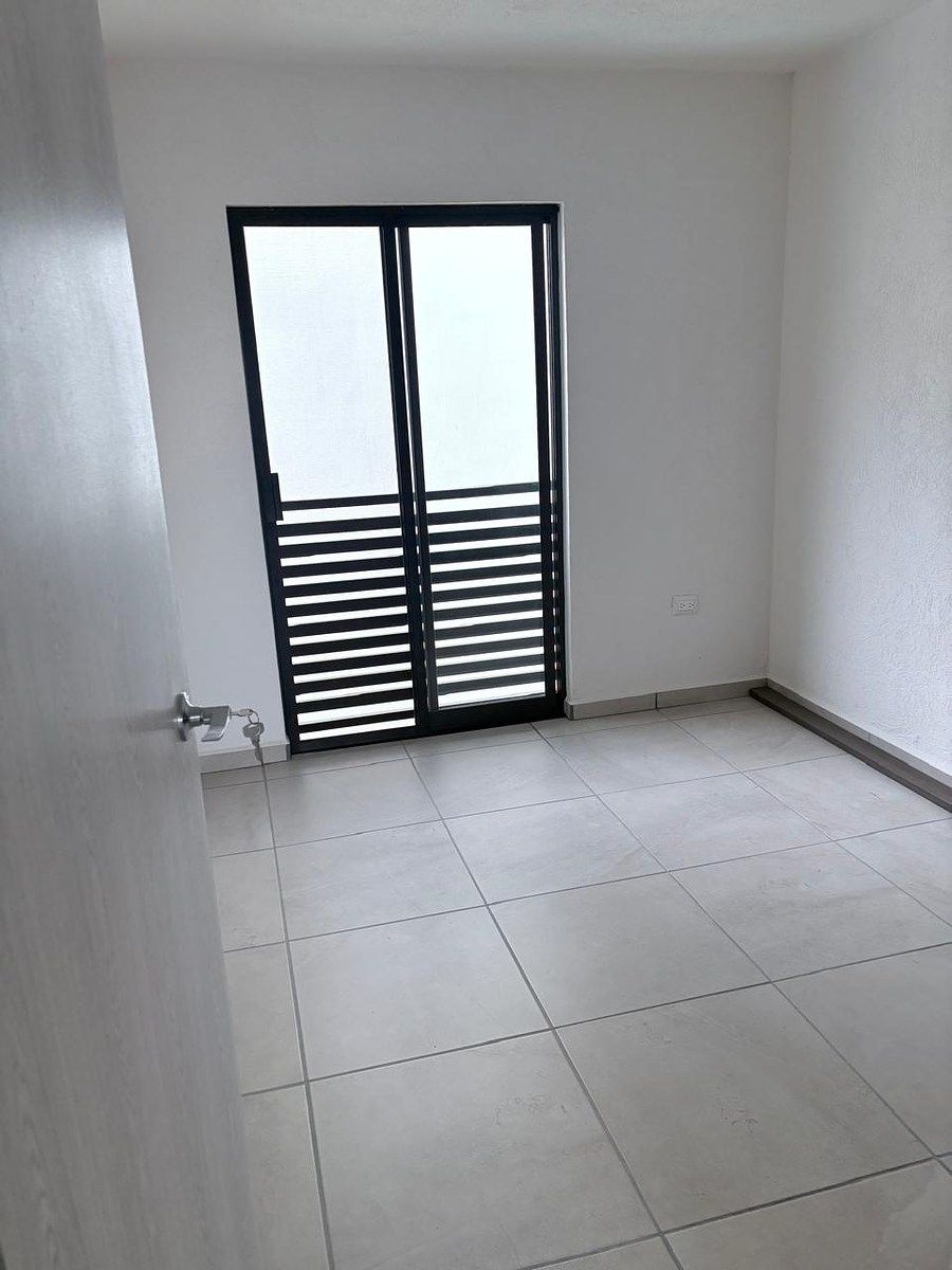 Casa em Adamar, Tlajomulco de Zúñiga, foto 3 de 4