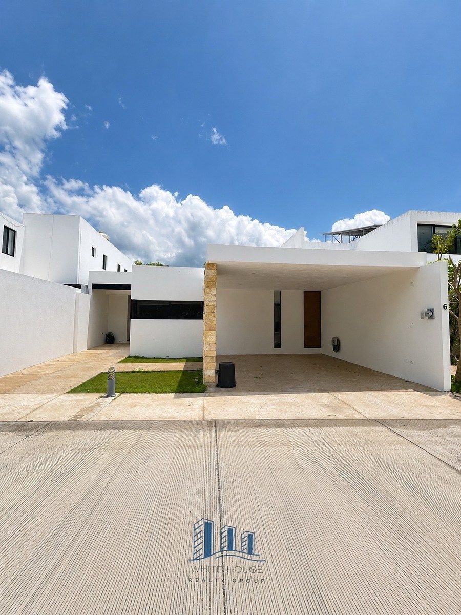 | Casa de una planta en renta con paneles solares |, foto 1 de 24