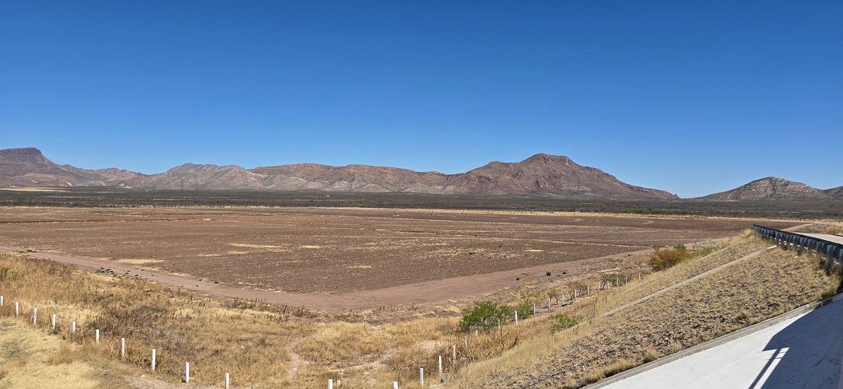 Terra industrial em Ejidal, Chihuahua, foto 2 de 11