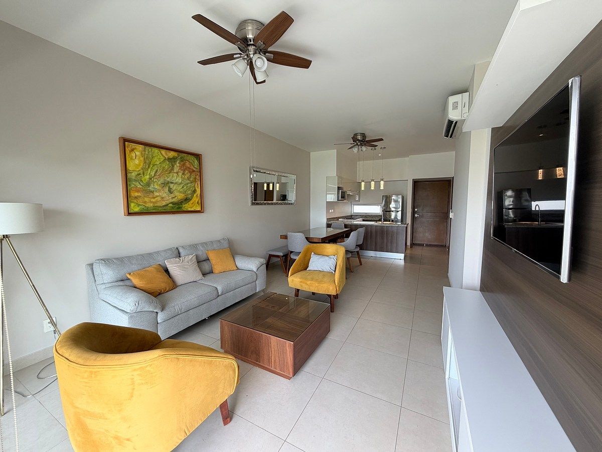 Departamento amueblado, de 2 recámaras, con vista al parque en Vía Montejo., foto 1 de 20