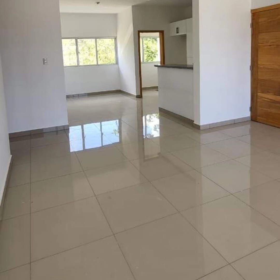 Apartamento 1er Nivel, parte alta de Nagua, foto 1 de 10