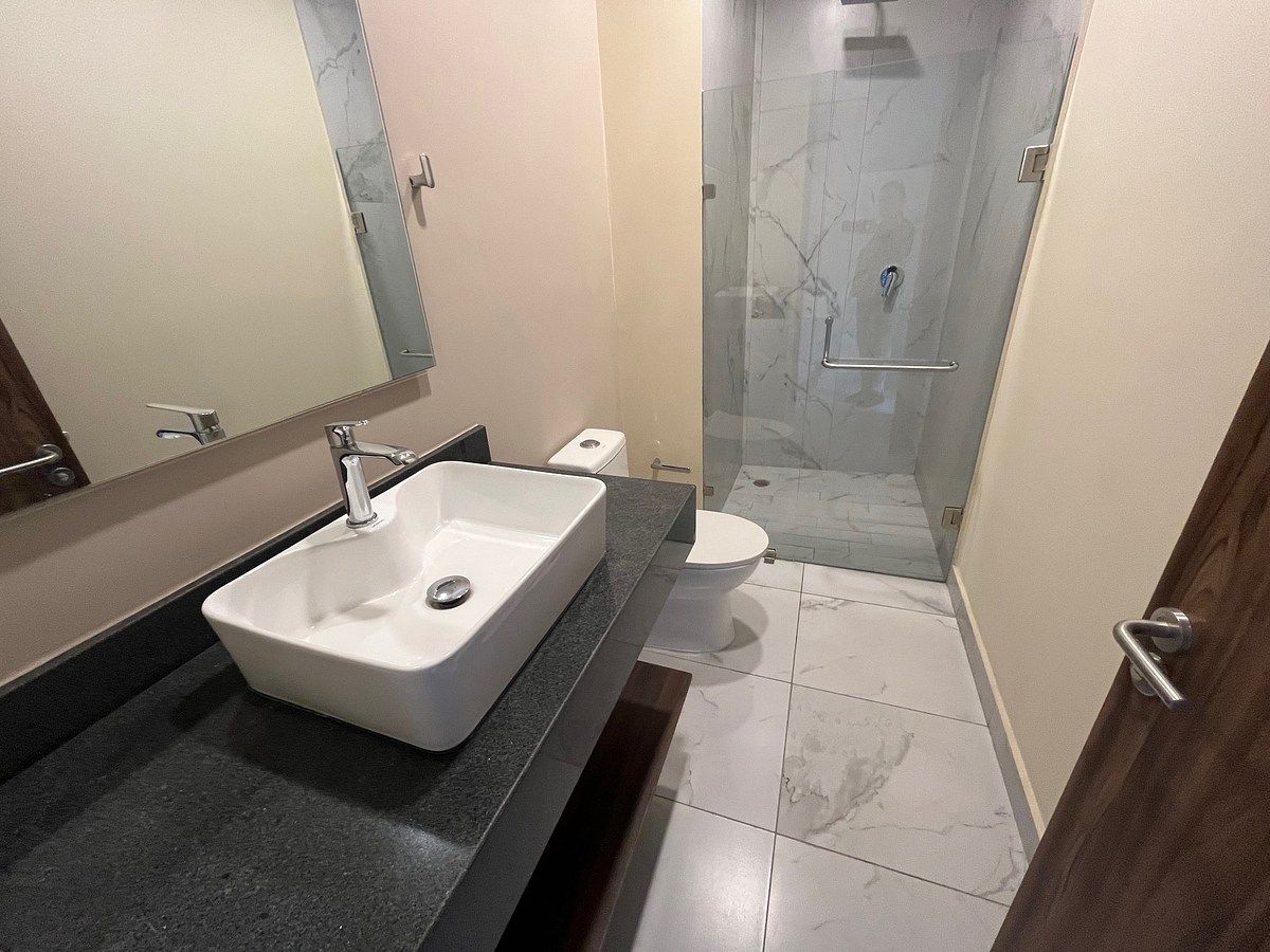 baño 2 en pasillo, photo 23 of 28