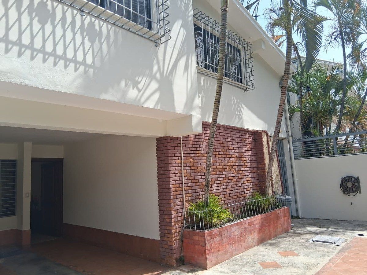 Casa de venta en Jardines del Sur, foto 1 de 16