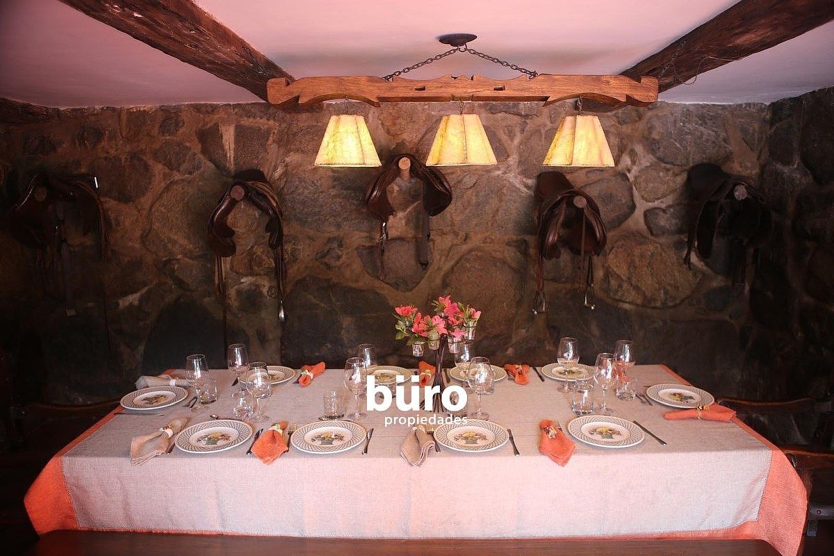 Amplio Comedor para Invitados., foto 12 de 33