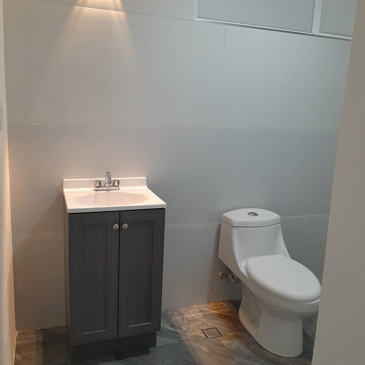Baño 2, foto 12 de 15