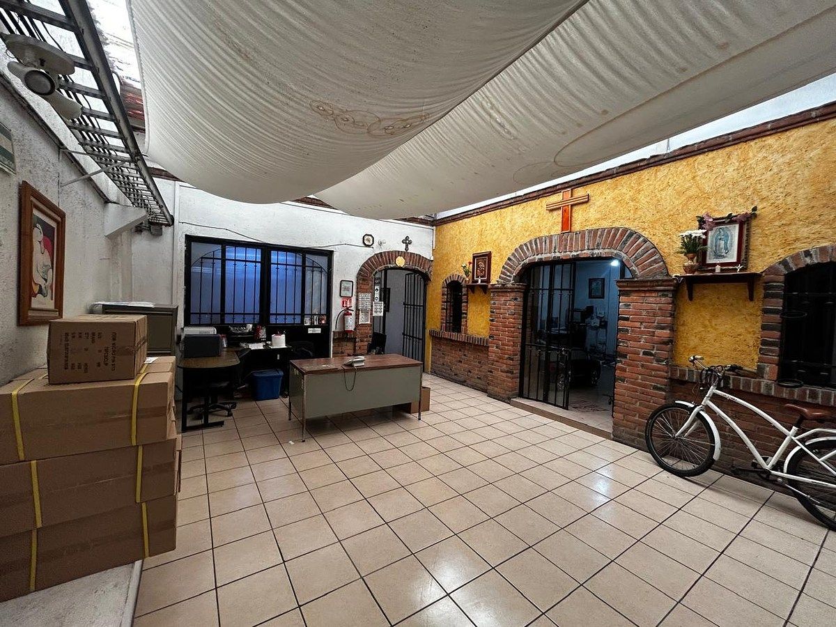 Bodega comercial en Valle Ceylán, Tlalnepantla de Baz, foto 2 de 8