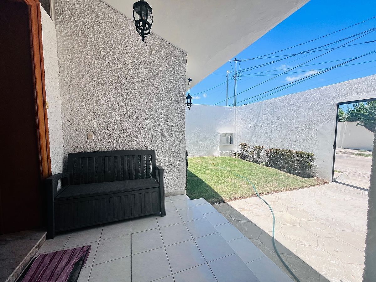 Casa em Jardines Del Norte, Mérida, foto 5 de 32