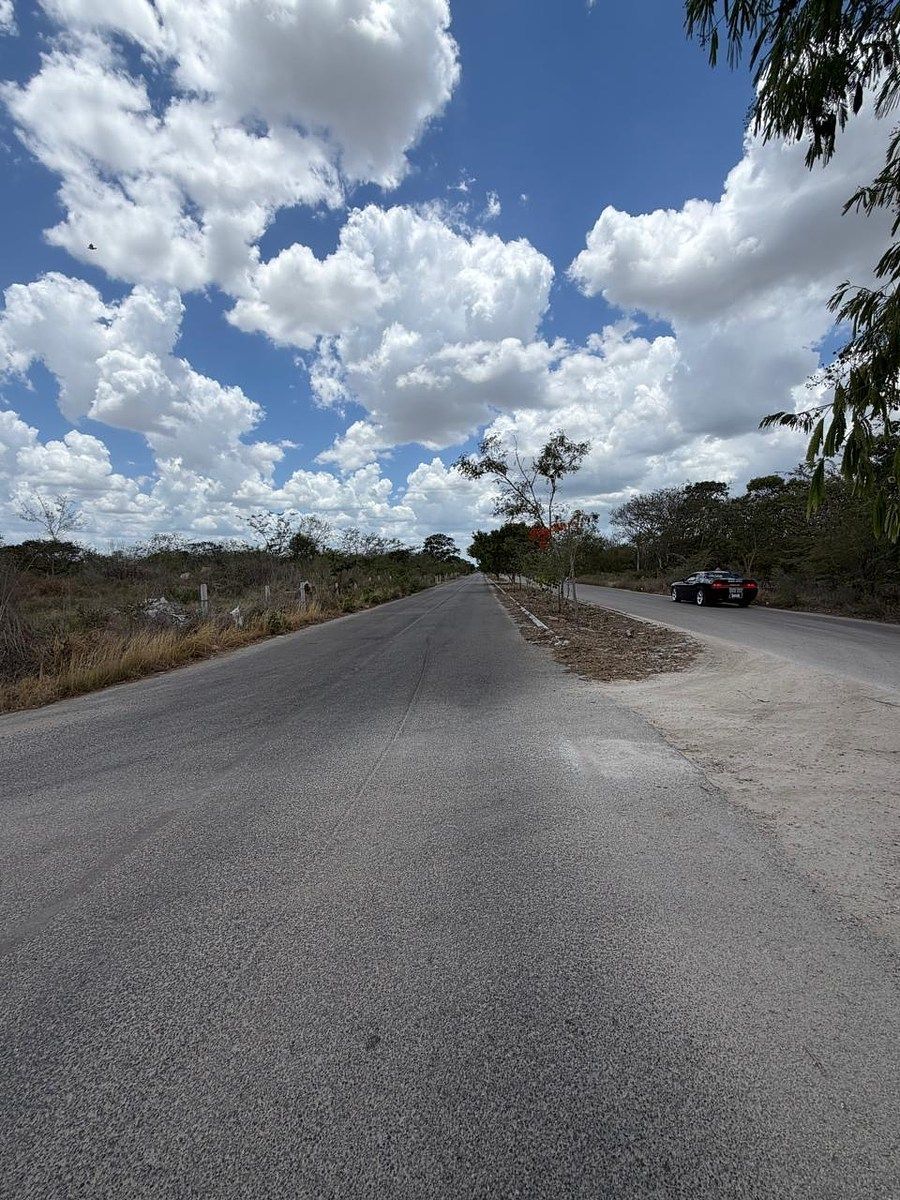 EN VENTA TERRENO EN ESQUINA SOBRE AVENIDA PASEO NORTE DETRÁS DE LA ISLA MÉRIDA - foto 4