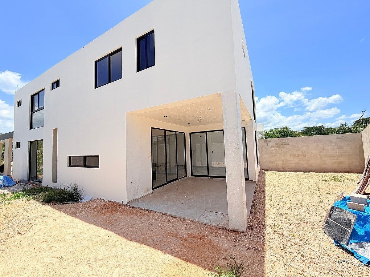 Casa em condomínio fechado em Conkal, Conkal, foto 2 de 49