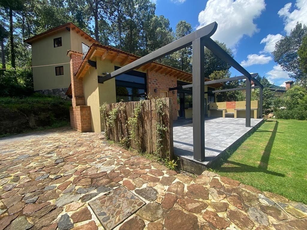 Casa em Avándaro, Valle de Bravo, foto 2 de 49