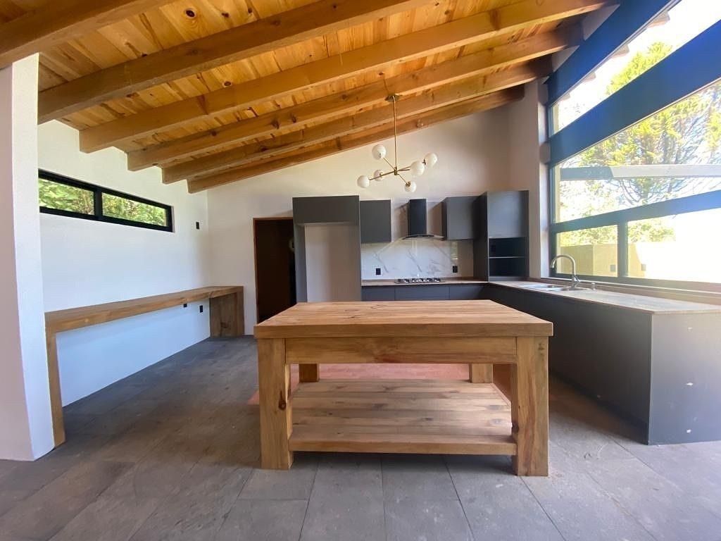 Casa em Avándaro, Valle de Bravo, foto 6 de 49