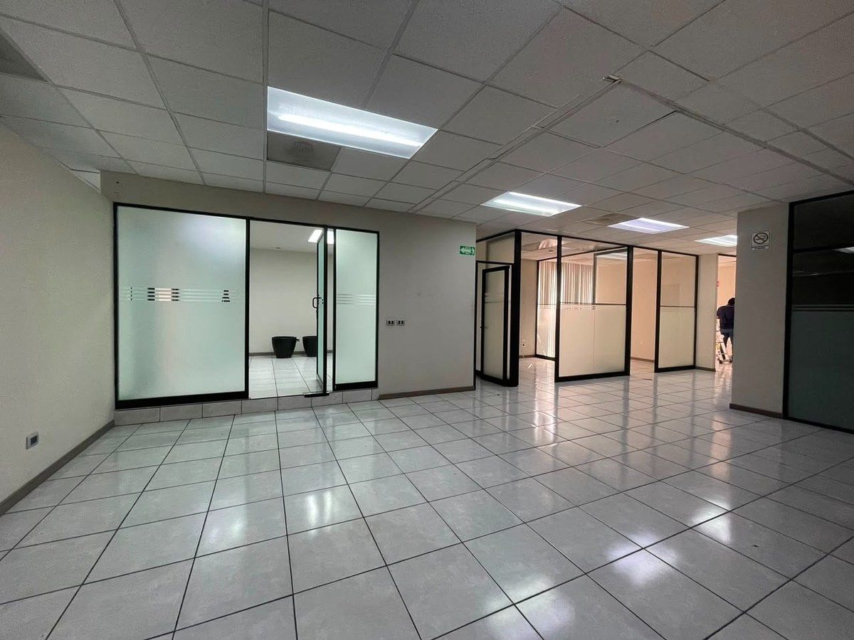 Sala Comercial em Chapalita, Guadalajara, foto 17 de 41