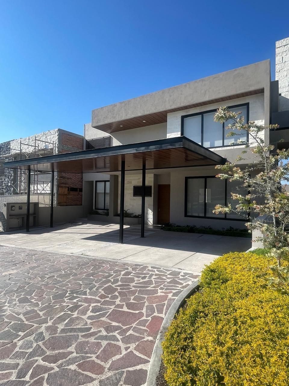 VENTA O RENTA DE CASA EN ALTOZANO, foto 1 de 35