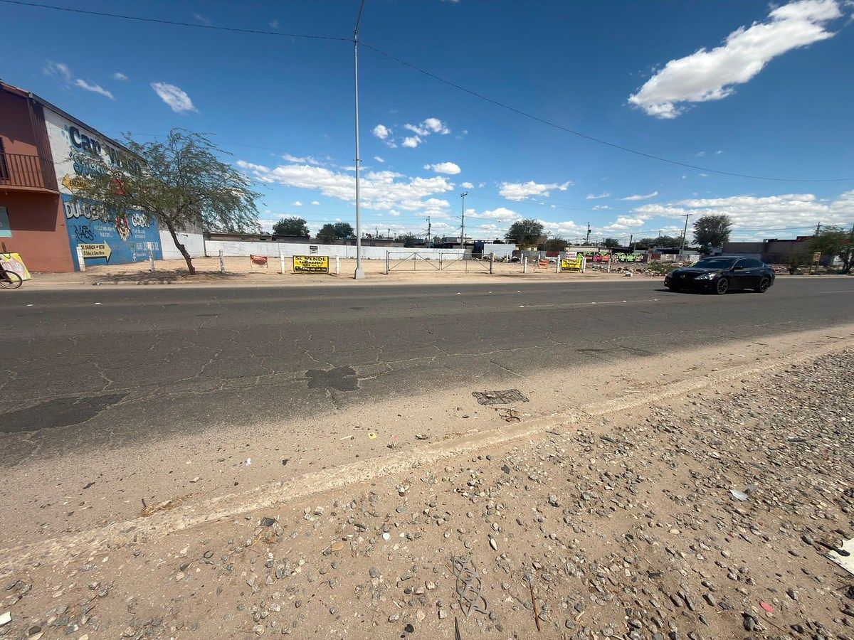 SALE OF COMMERCIAL LAND, photo 1 of 12