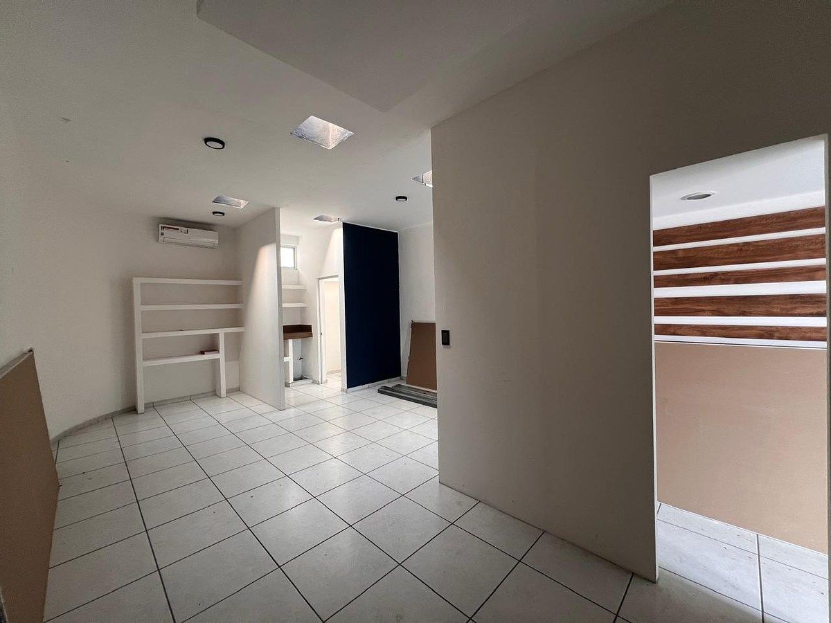 Retail Space in Residencial Esmeralda, Colima, photo 6 of 7
