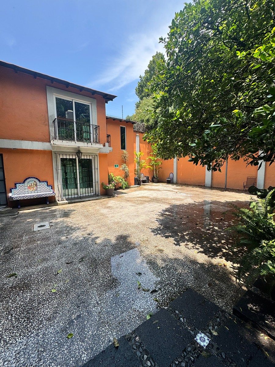 CASA PARA ESCRITÓRIOS NO CENTRO DE COYOACÁN, foto 1 de 13