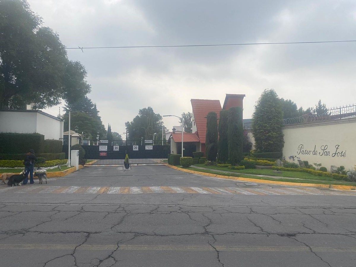 Casa em condomínio fechado em La Asunción, Metepec, foto 3 de 42