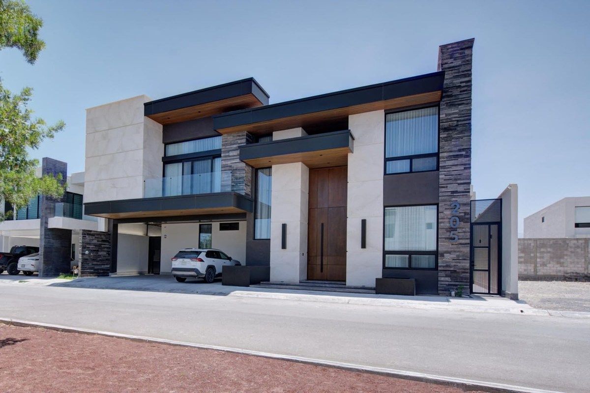 Espectacular Residencia de Lujo en Venta – Rincón de los Encinos, photo 1 of 50