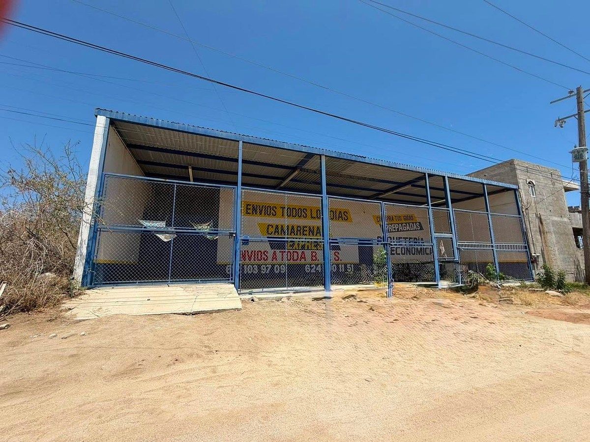 Bodega techada en Colonia Cangrejos, Cabo San Lucas., foto 1 de 3