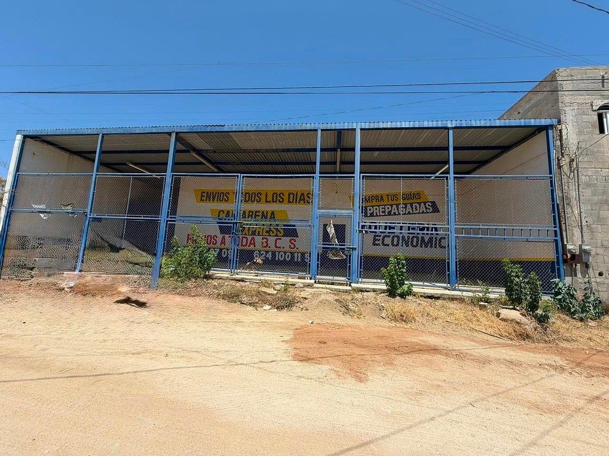 Bodega comercial en Los Cangrejos, Los Cabos, foto 2 de 3