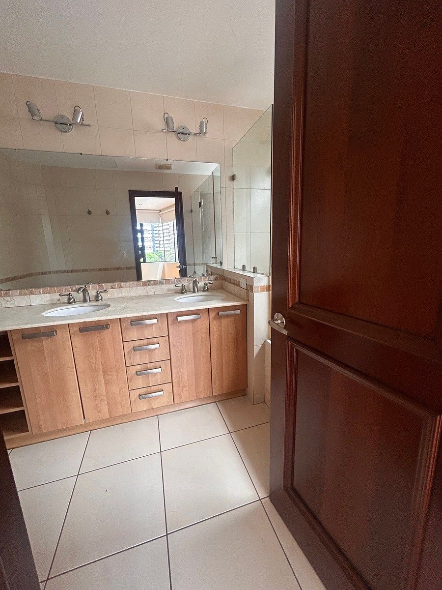 Apartamento en 14, Guatemala, foto 15 de 16