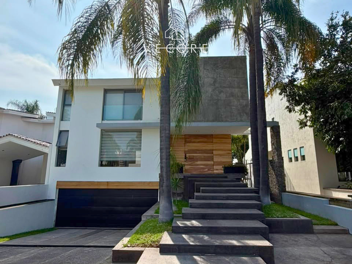 CASA EN RENTA, SAN VICTOR, VALLE REAL, ZAPOPAN, foto 1 de 32