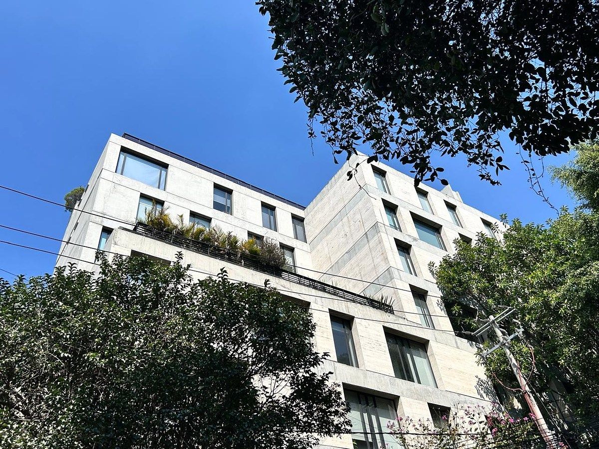 Edificio, foto 1 de 21