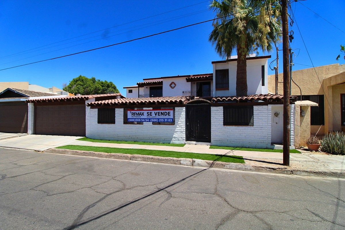 CASA EN VENTA, foto 1 de 44