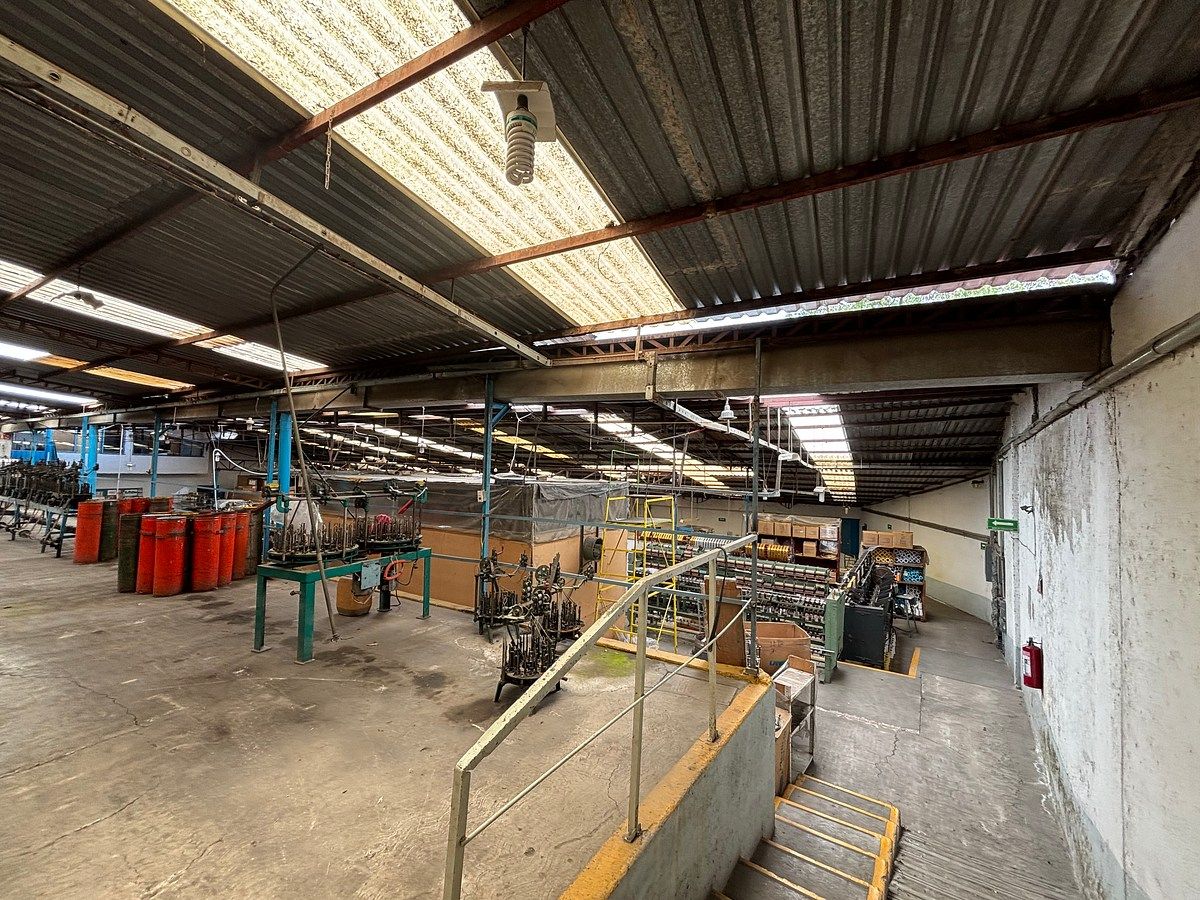 Bodega comercial en San Cristóbal Texcalucan, Huixquilucan, foto 18 de 38