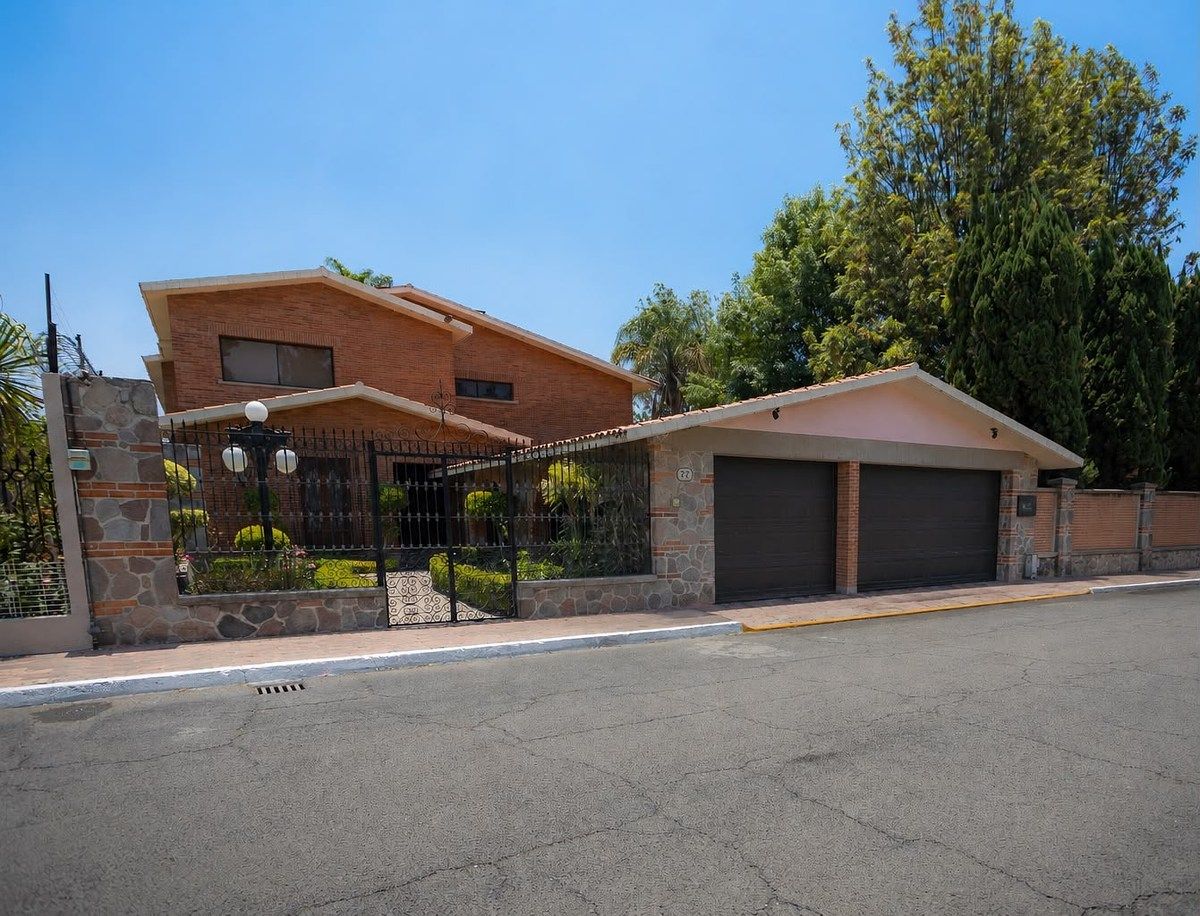 House in Gated Community in Club de Golf las Fuentes, Puebla, photo 2 of 28