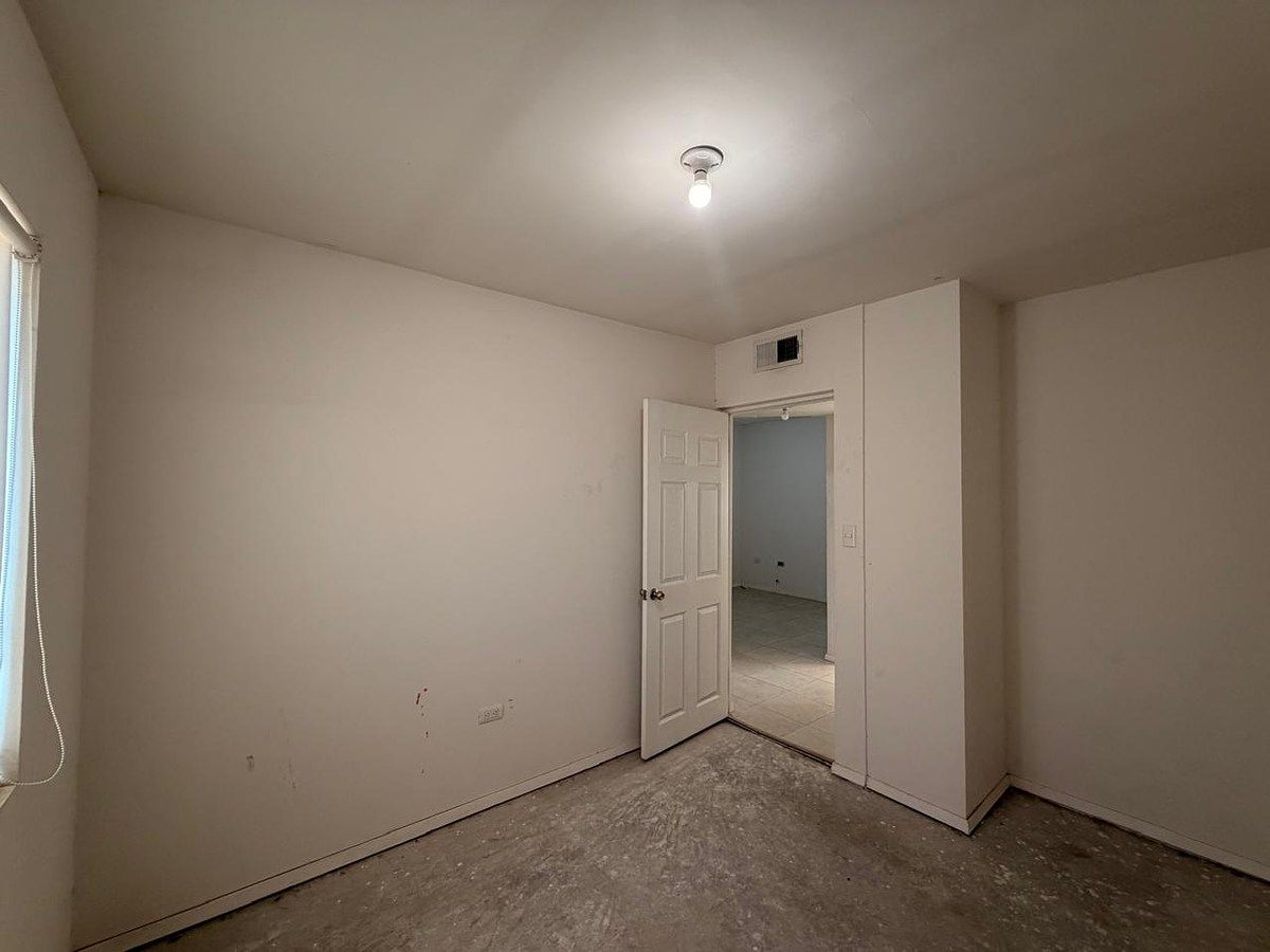 Casa em La Rioja, Mexicali, foto 16 de 17