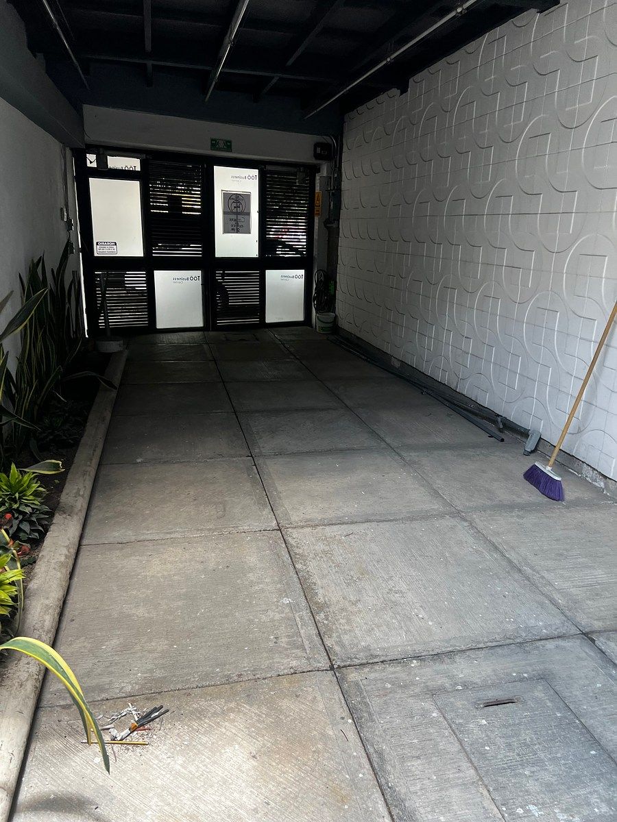 Retail Space in Centro, El Marqués, photo 3 of 8