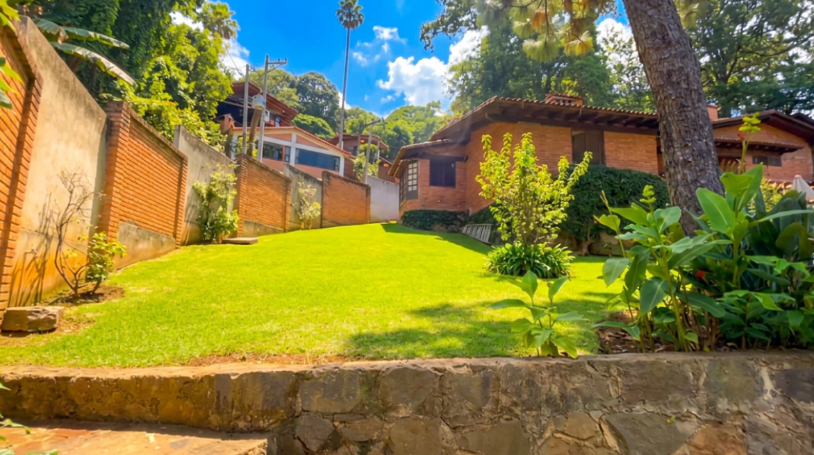 VENTA CASA PARA REMODELACION VALLE DE BRAVO - foto 3