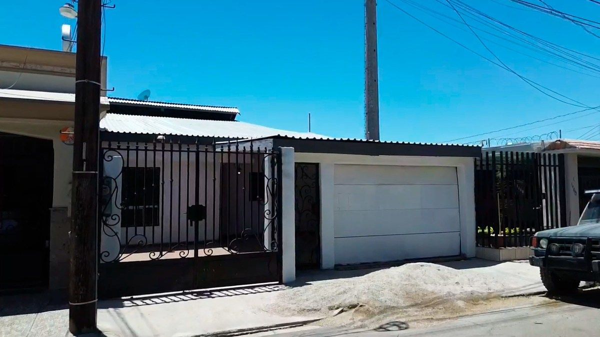 CASA EN VENTA, foto 1 de 42