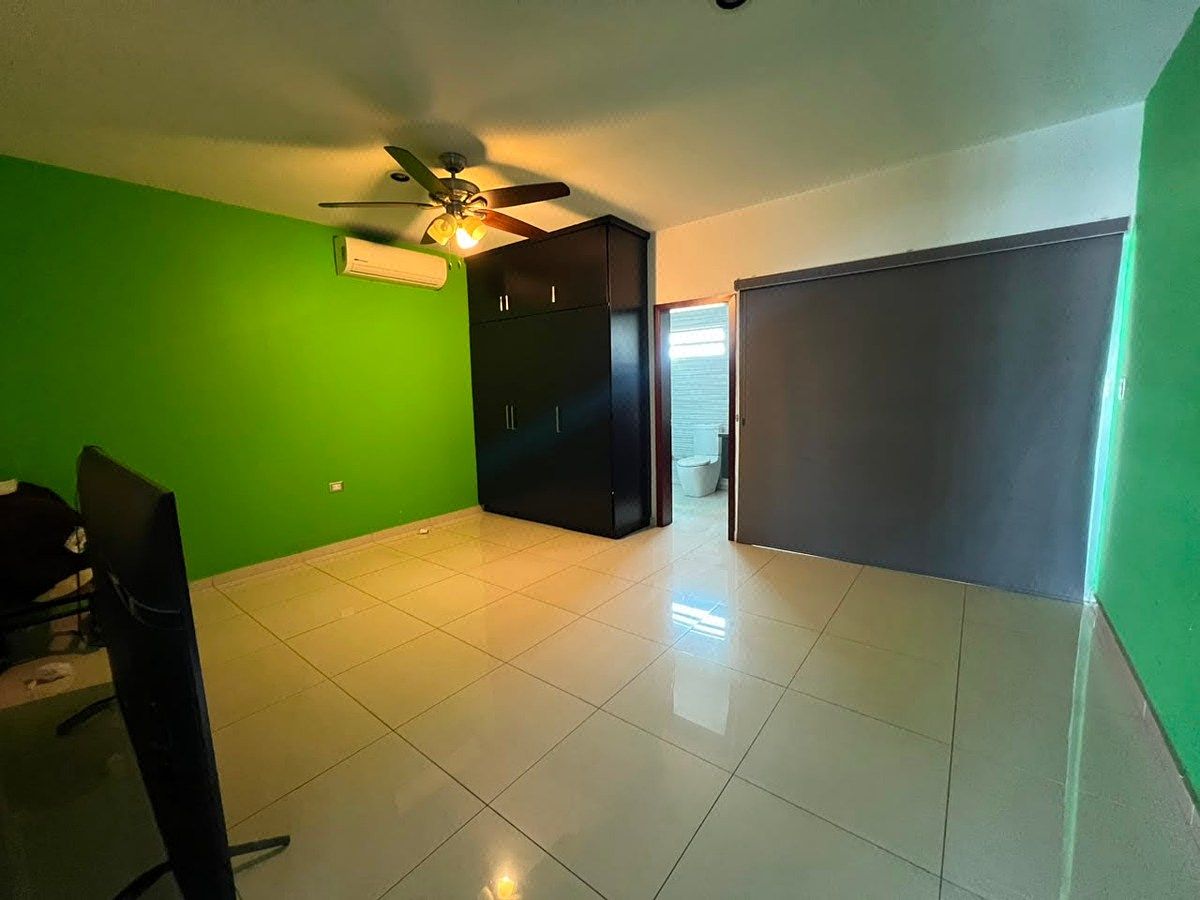Casa en Emiliano Zapata, Culiacán, foto 7 de 11