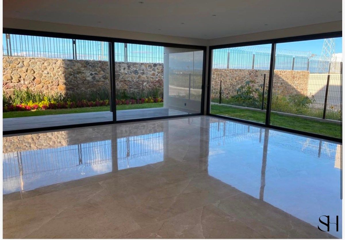Casa em condomínio fechado em Lomas del Campanario Norte, Querétaro, foto 3 de 10