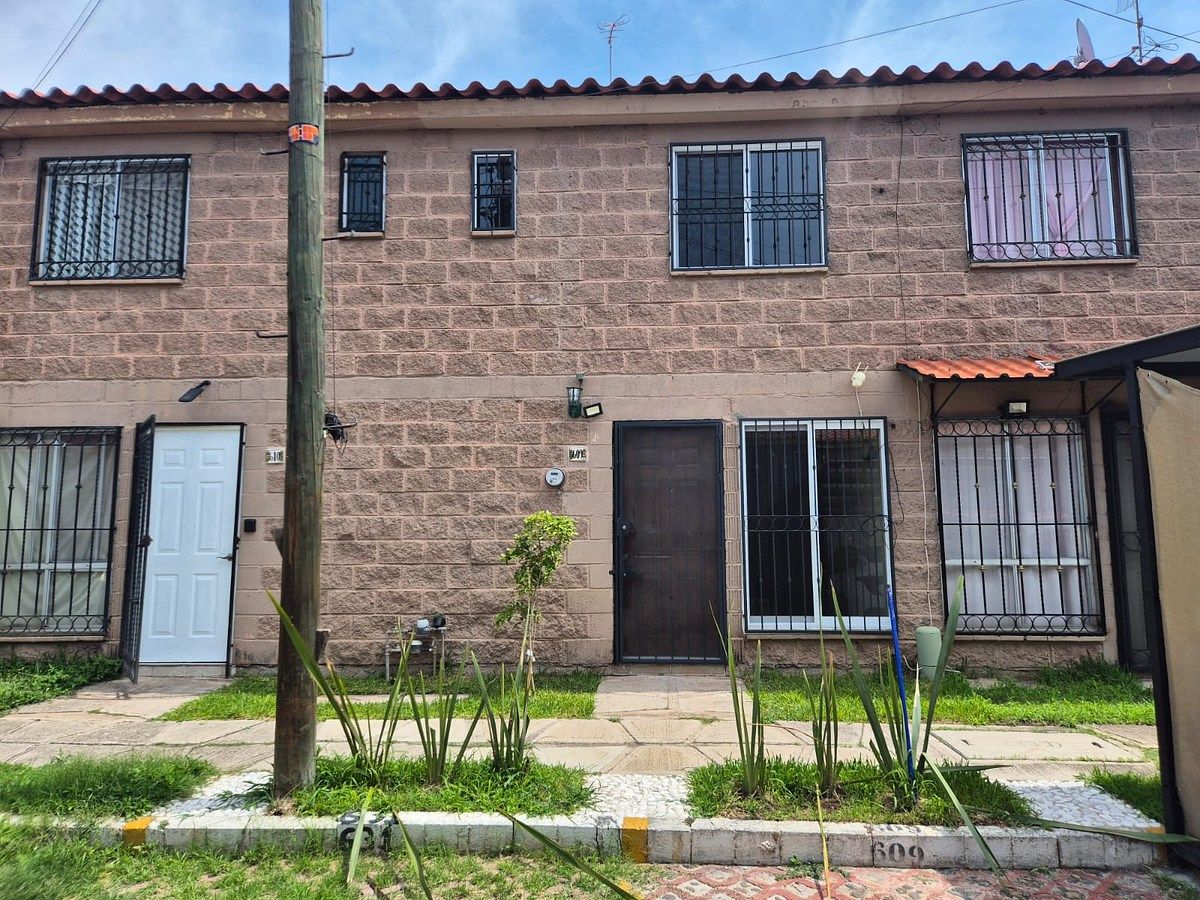 CASA EN VENTA BOSQUES DEL CENTINELA, foto 1 de 21