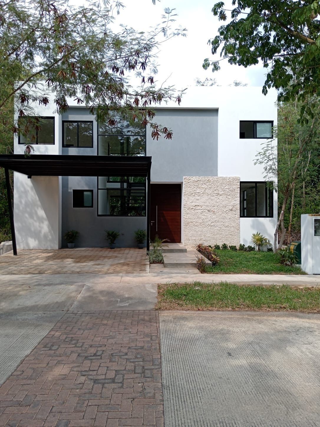 EXCLUSIVA RESIDENCIA EN RENTA UBICADA EN CABO NORTE, foto 1 de 10