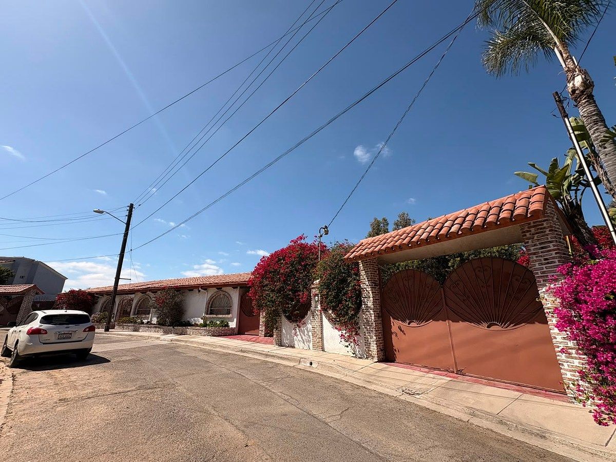 Casa em Lomas Conjunto Residencial, Tijuana, foto 17 de 28