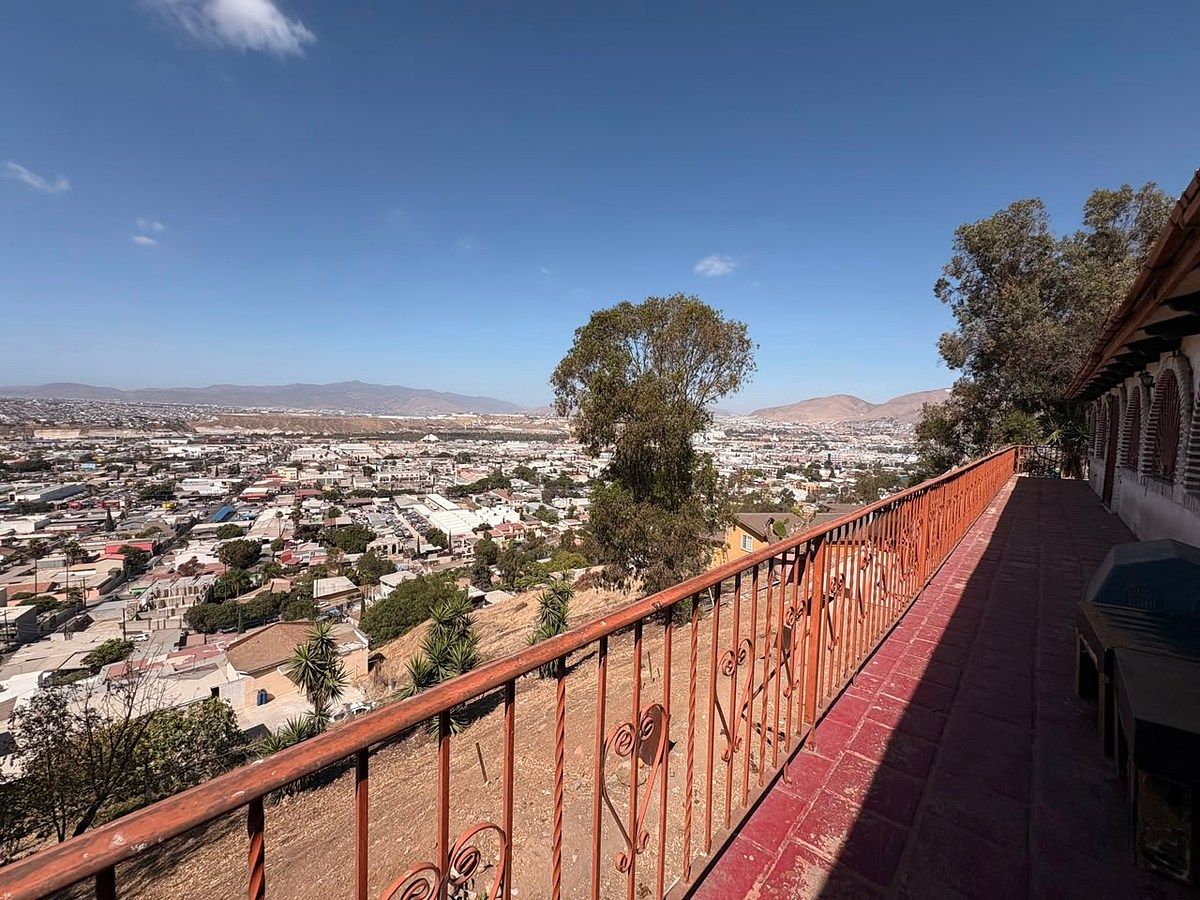 Casa em Lomas Conjunto Residencial, Tijuana, foto 5 de 28