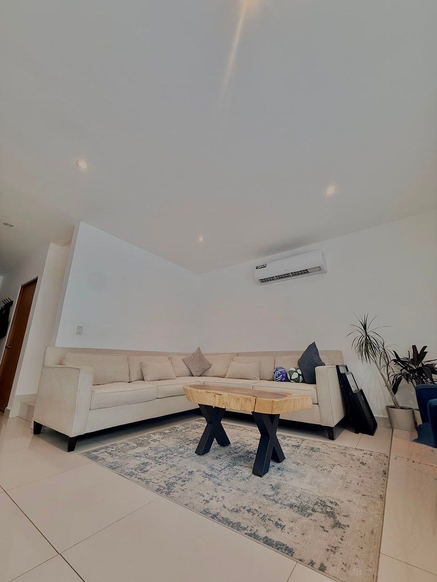 Casa em Zona Valle Oriente Norte, San Pedro Garza García, foto 2 de 27