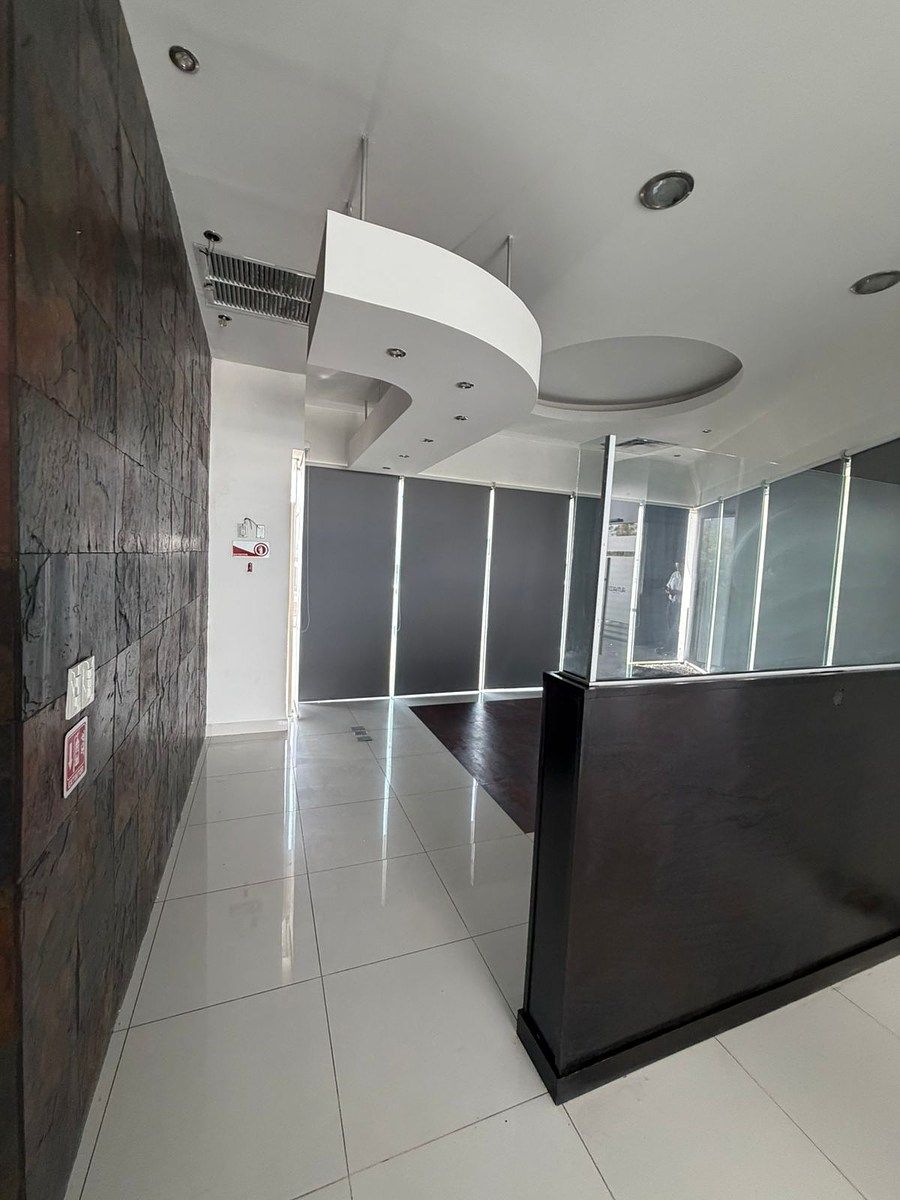 Local comercial en Jardines Coloniales, Saltillo, foto 14 de 21